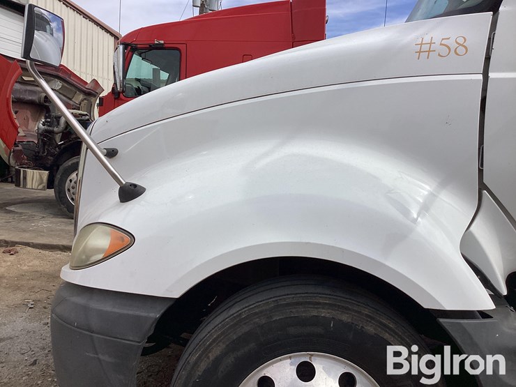 2015-international-prostar-image-13