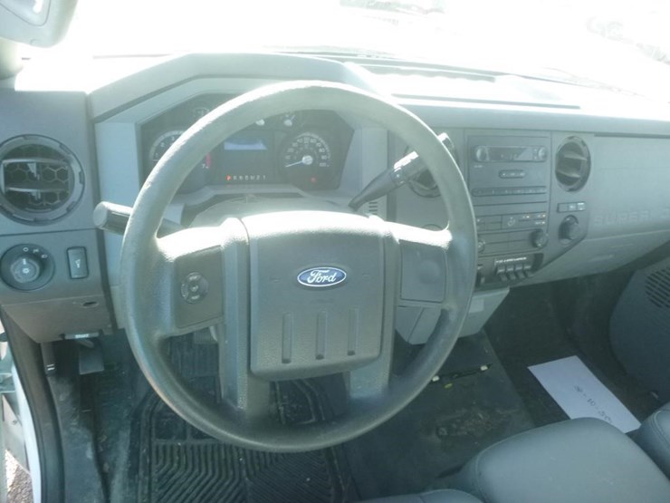 2011-ford-f250-image-18