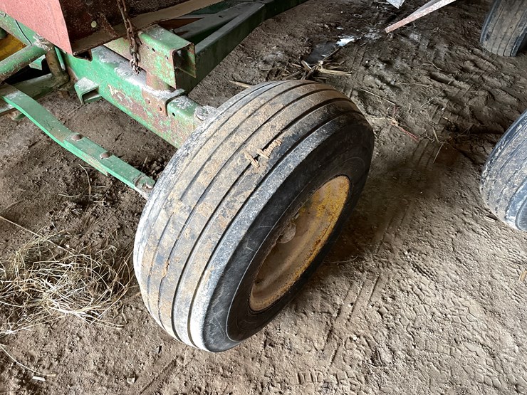 m&w-little-red-wagon-image-17