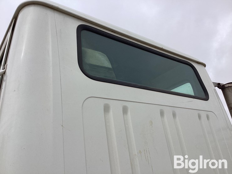 1997-international-2554-image-18