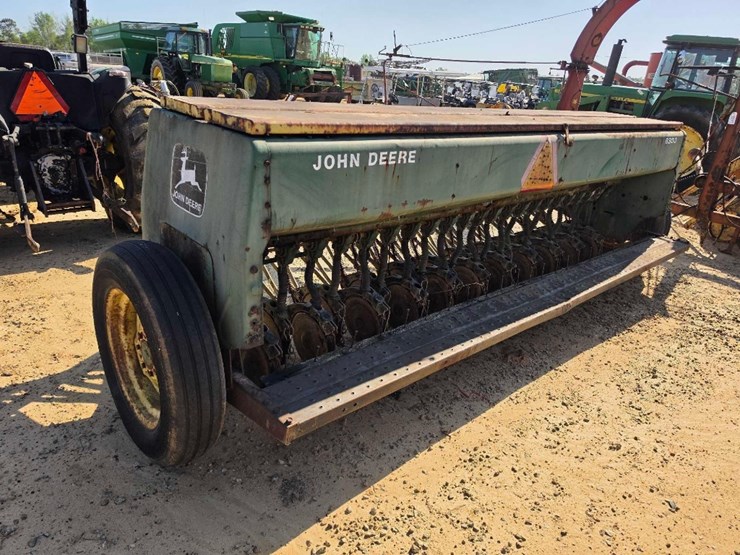 john-deere-8000-image-3