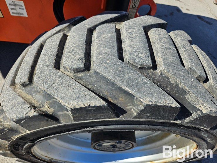 2009-jlg-600aj-image-19