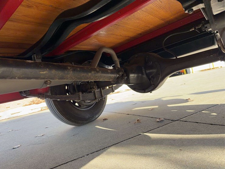 1937-international-d2-panel-truck-image-76