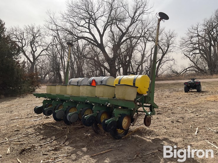 john-deere-7000-image-5