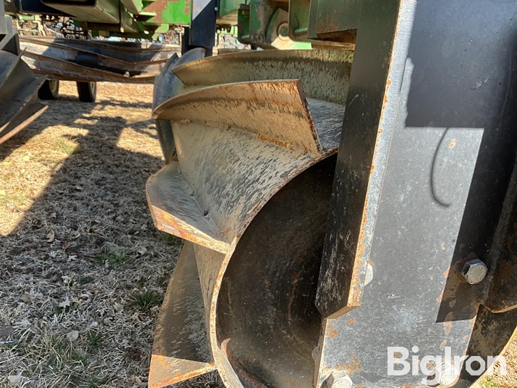 john-deere-7000-image-15