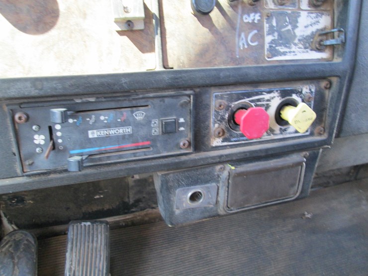 1997-kenworth-t800-image-40