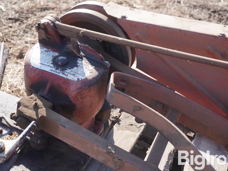 case-ih-1300-image-18