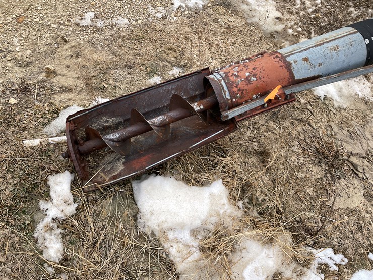 #2379-•-gt-50'-elevator-image-3