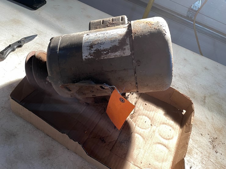 caterpillar-c3.3-image-5