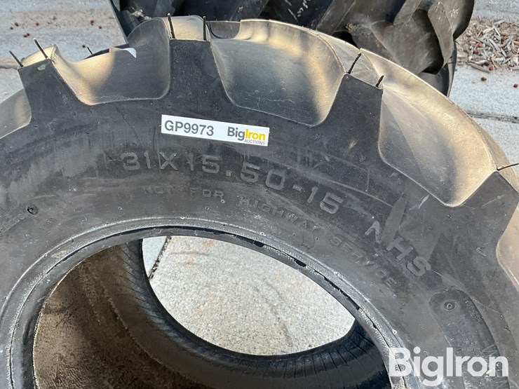 s.t.a-31x15.5-15-nhs-tires-image-14