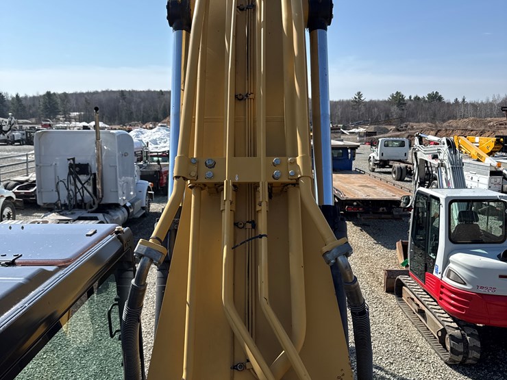 2011-caterpillar-336e-image-37