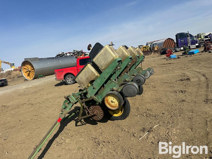 john-deere-7000-image-8