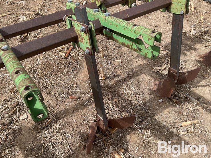 john-deere-7-image-14