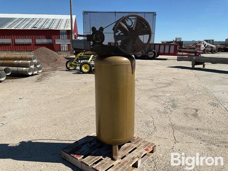 campbell-hausfeld-ciq71062v-air-compressor’s-image-5