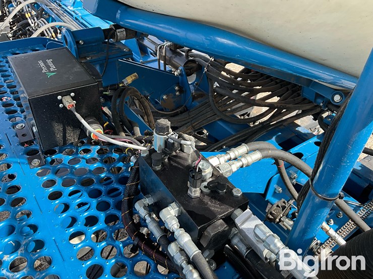 2013-kinze-3660-image-16