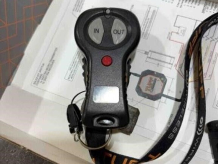 2024-maxx-d---t8x---24'-hyd-trailer-image-14