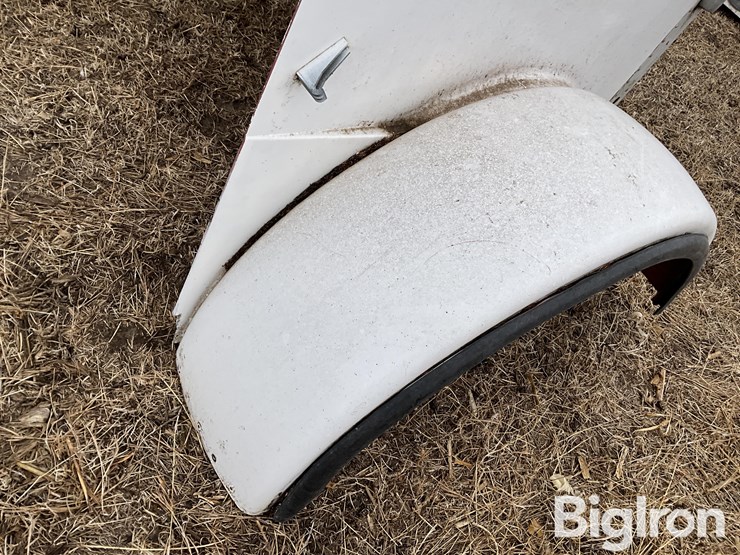 peterbilt-378-image-16