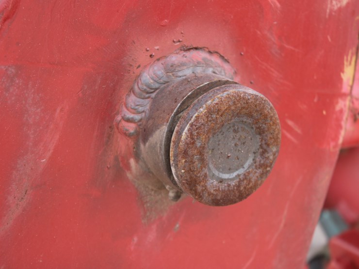 #1064-•-2009-morris-mfg-pro-ag-auto-align-bale-runner-16k-image-64