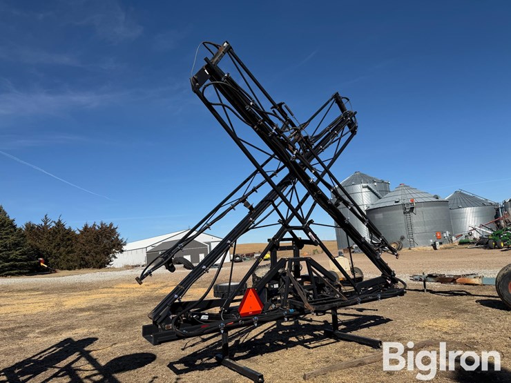 alliance-80'-sprayer-boom-image-7