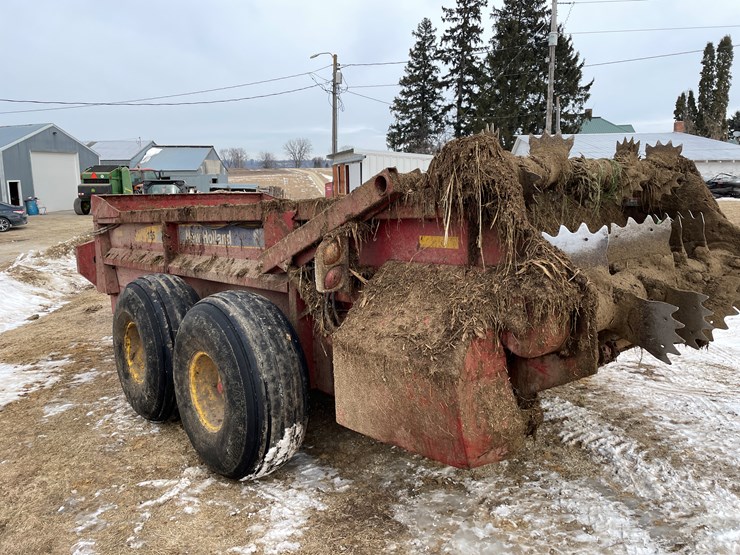 2020-new-holland-195-image-12