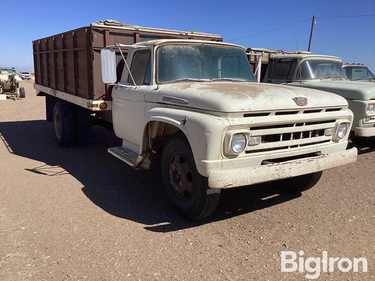 1961-ford-f600-image-3