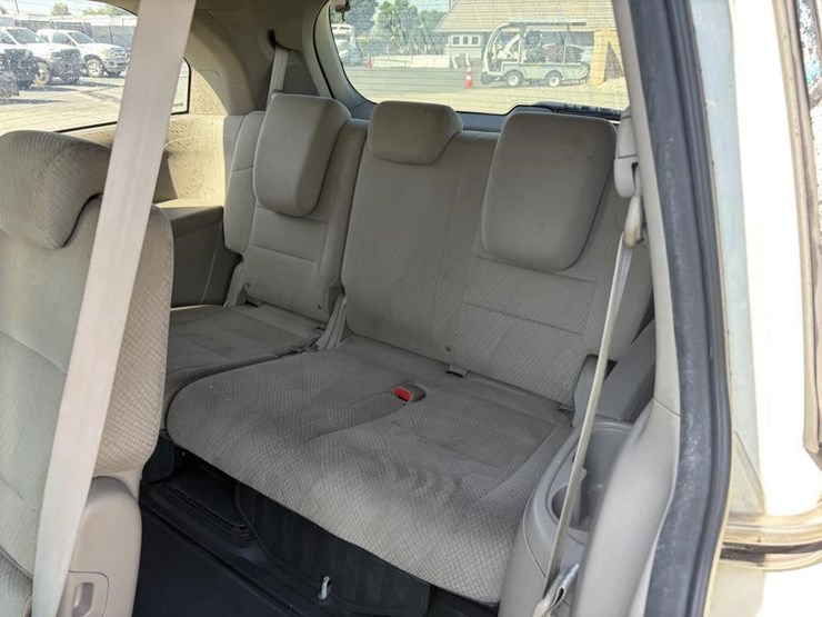 2016-honda-odyssey-image-14