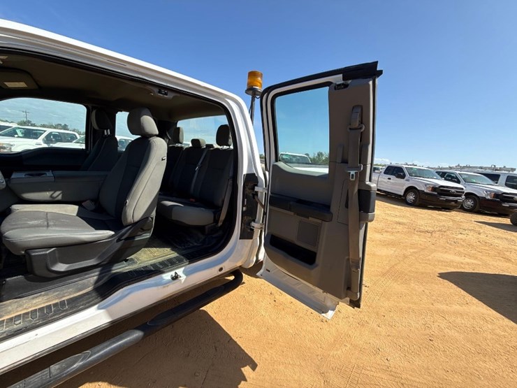 2018-ford-f150-xl-image-12