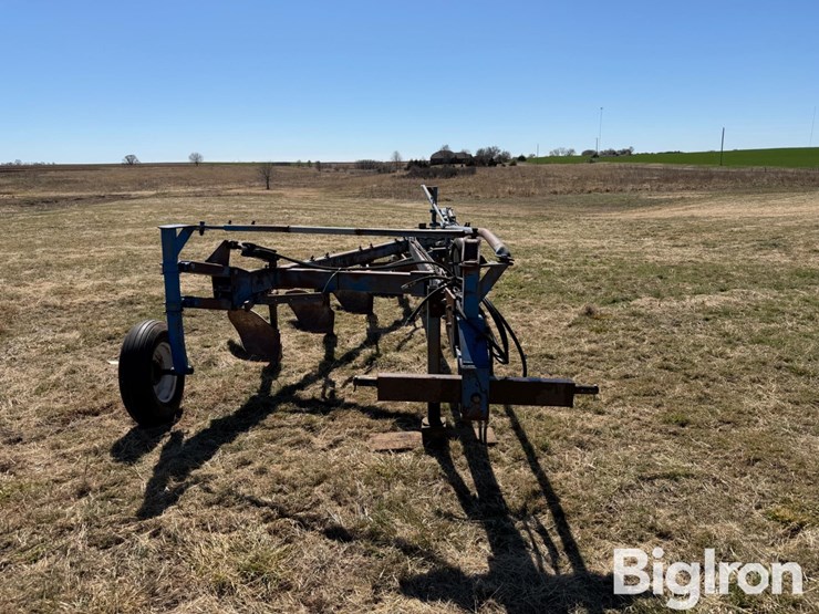 6-bottom-plow-image-2