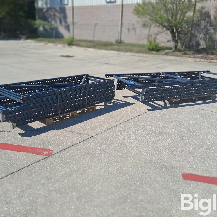 Pallet Rack Uprights
