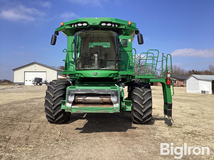 2015-john-deere-s660-image-2