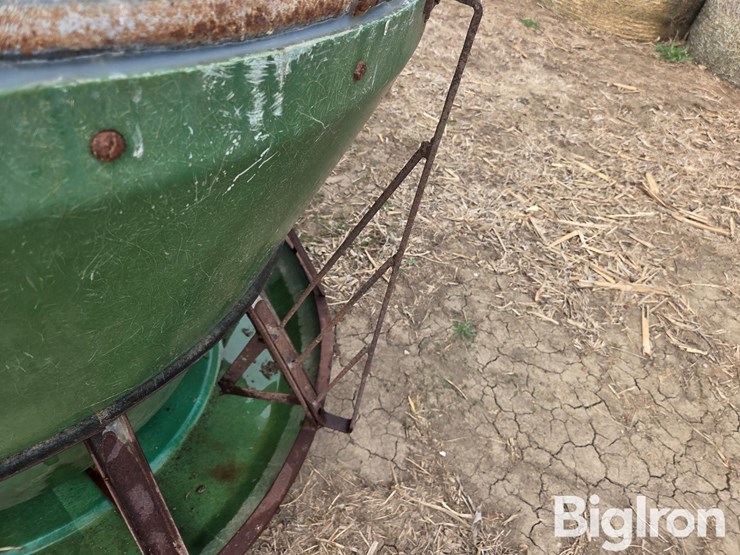 osborn-livestock-feeders-image-10