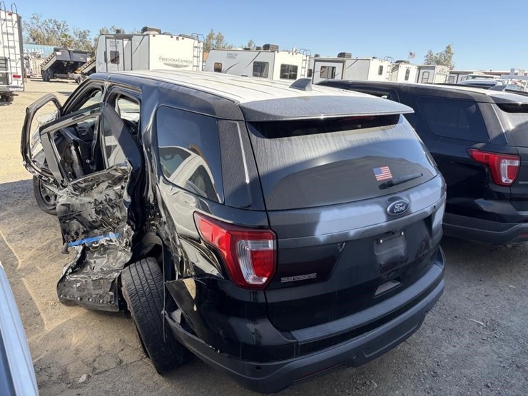 2018-ford-explorer-police-interceptor-image-4