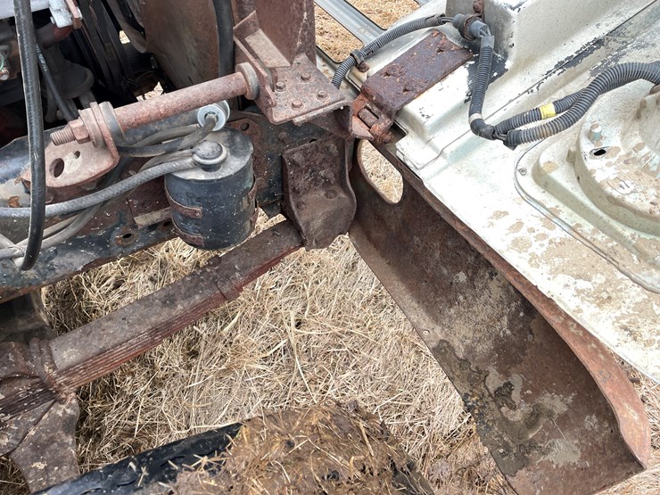 #113-•-1982-international-1754-single-axle-grain-truck-(has-wi-title)-image-45