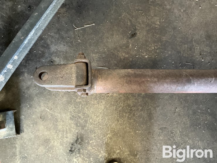 case-ih-4390-image-10