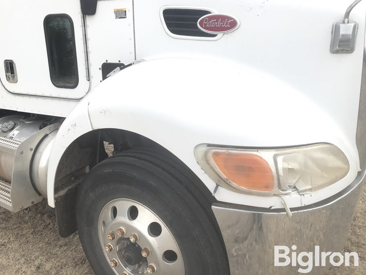 2010-peterbilt-337-image-15
