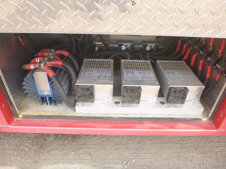 2005-freightliner-mt55-image-15