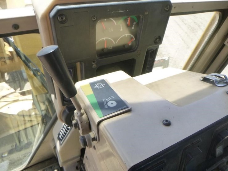 caterpillar-143h-image-29