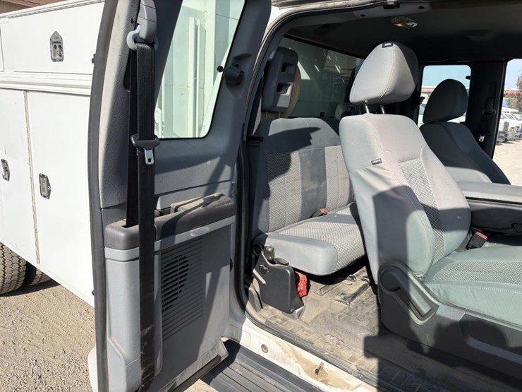 2016-ford-f550-sd-image-10