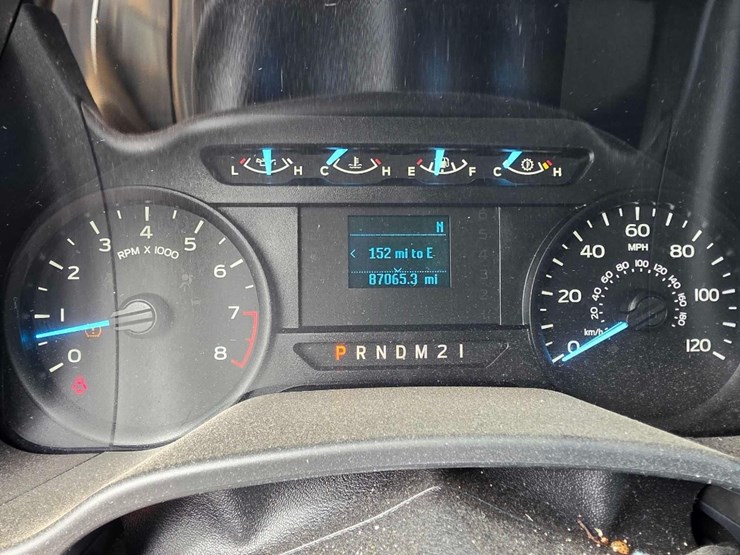 2019-ford-f150-xl-image-11