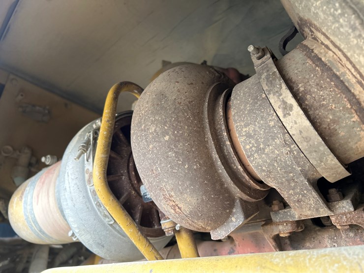 caterpillar-980g-image-35