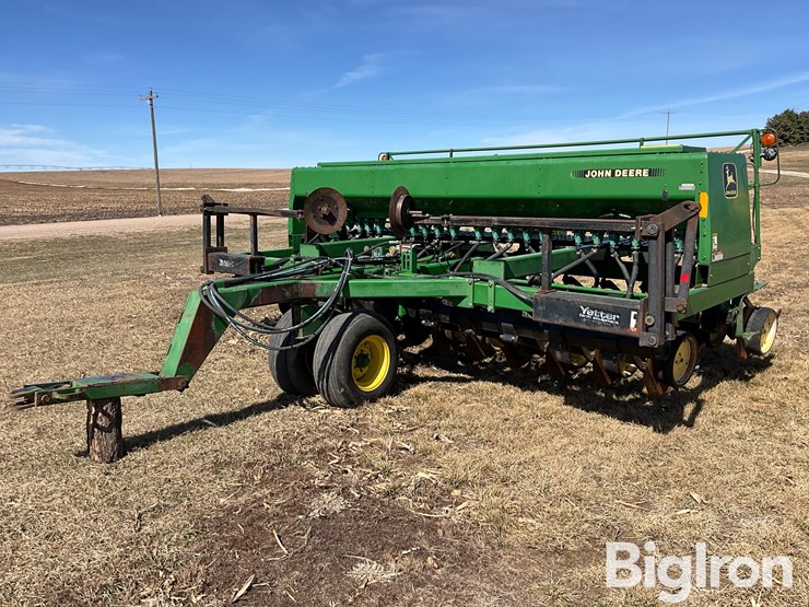 john-deere-750-image-1