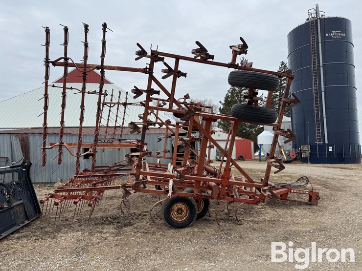 wil-rich-2500-image-4