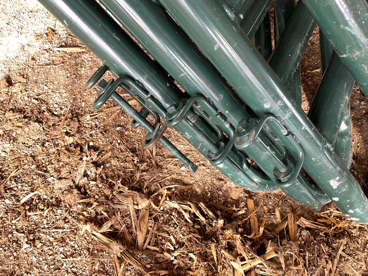 #2355-•-(8)-metal-corral-panels-image-8