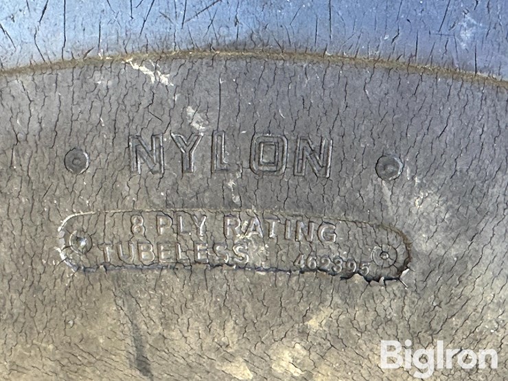 1975-allis-chalmers-7060-image-17