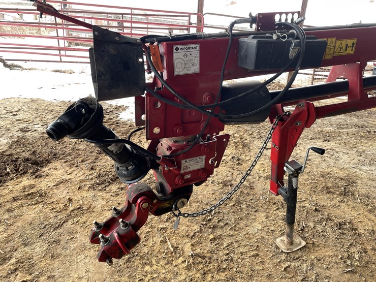 2015-new-holland-313-image-9