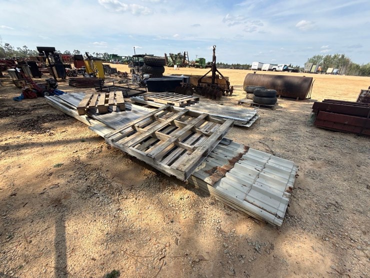 5296---bundle-of-metal-roofing-image-4