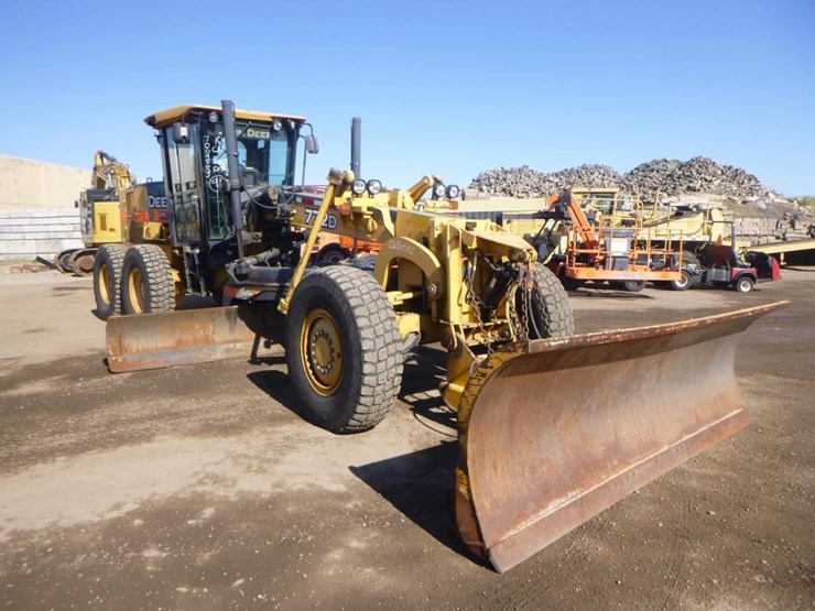 2008-deere-772d-image-2
