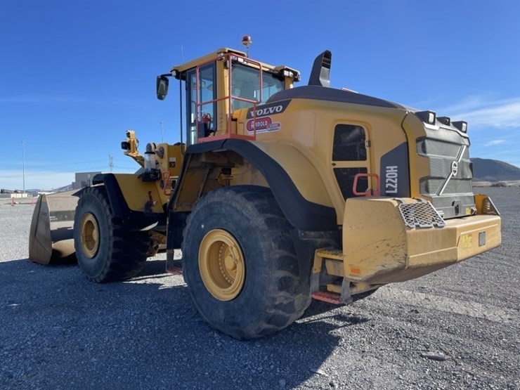 2021-volvo-l220h-image-3