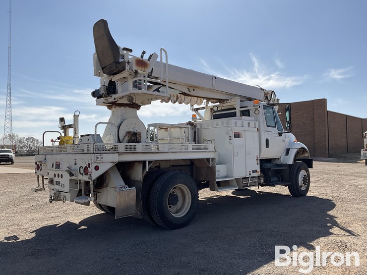 2005-international-7400-image-5