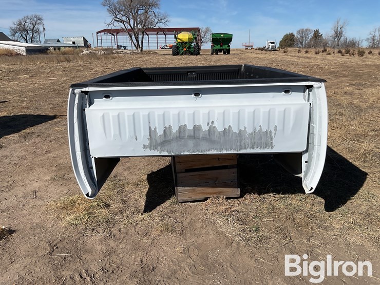 2013-gmc-3500-image-2